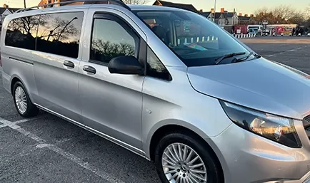 Mercedes MPV Transfers in Swindon